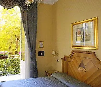Vatican Garden Гостевой дом 2*